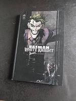 Comics Batman Black and White et White Knight