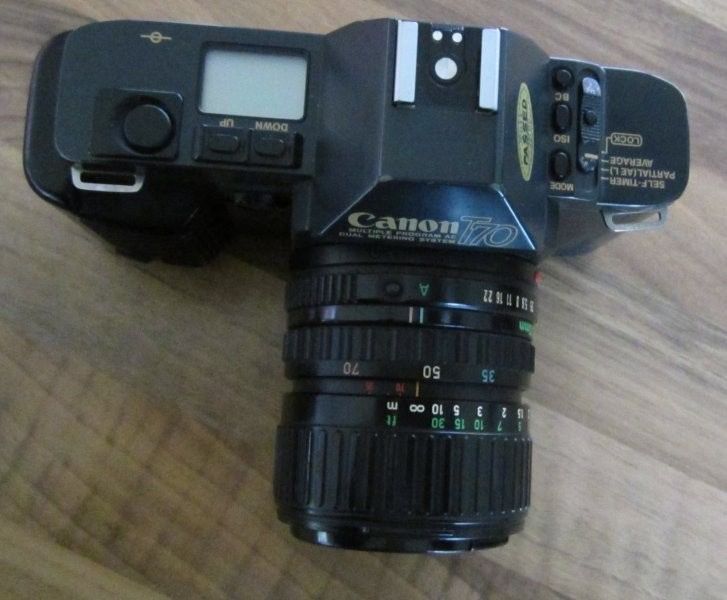 Nikon Kamera: Analoge Spiegelreflexkamera mit Objektiv – Gebraucht aus Trimbach von Ninusch 2
