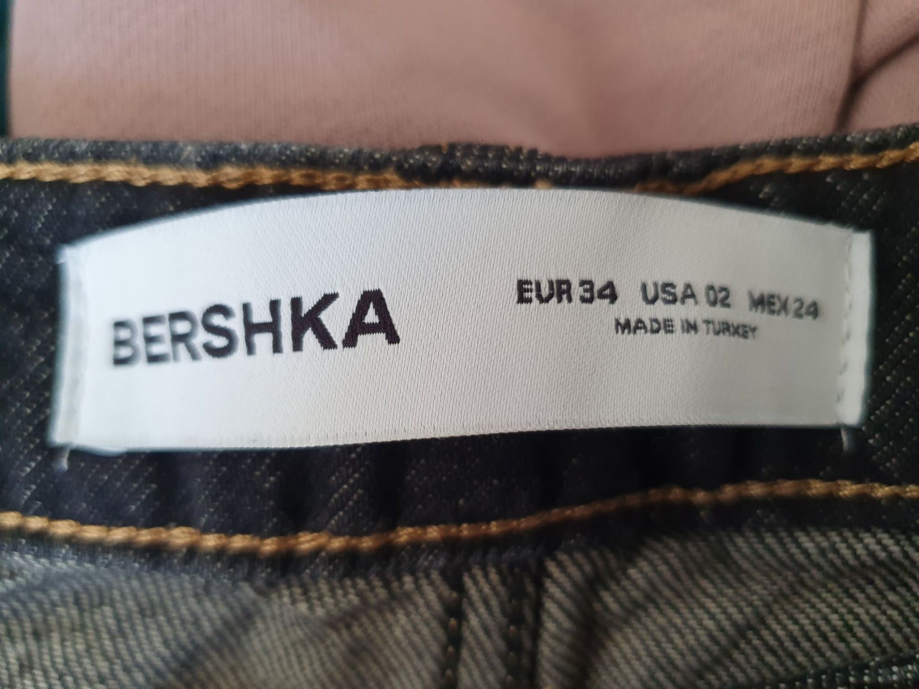 Bershka Pantaloni: Bershka Denim Culottes, Grösse 34 – Usato da Kloten venduto da Hektor44 2