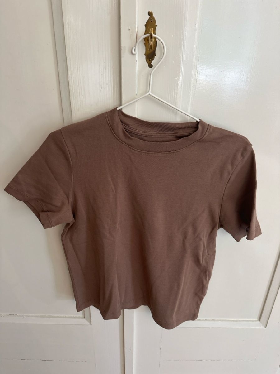 C&A T-shirt: T-Shirt, braun, Gr. M – Usato da Wattenwil venduto da nid_p9fx