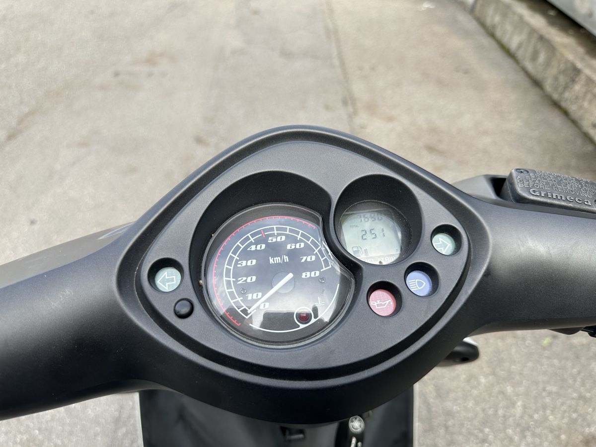 Yamaha Scooters: Yamaha jog rr mit gelb Nummer  – Gebraucht aus Frauenfeld von lodola1961 5