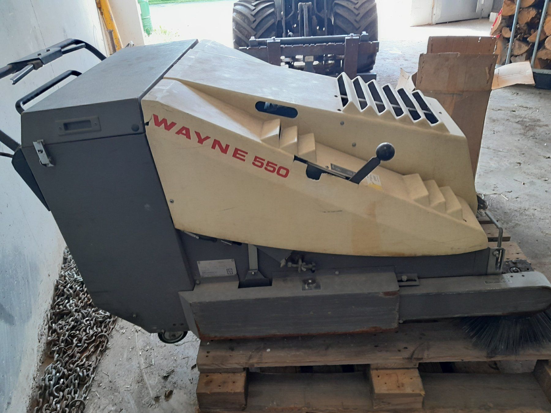 Tutte le macchine: Putzmaschine wayne 550 – Usato da Sattel venduto da luawiba