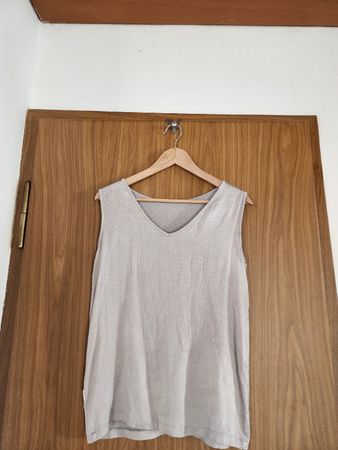 Haut soie  sans manches Fabiana Filippi beige taille M 