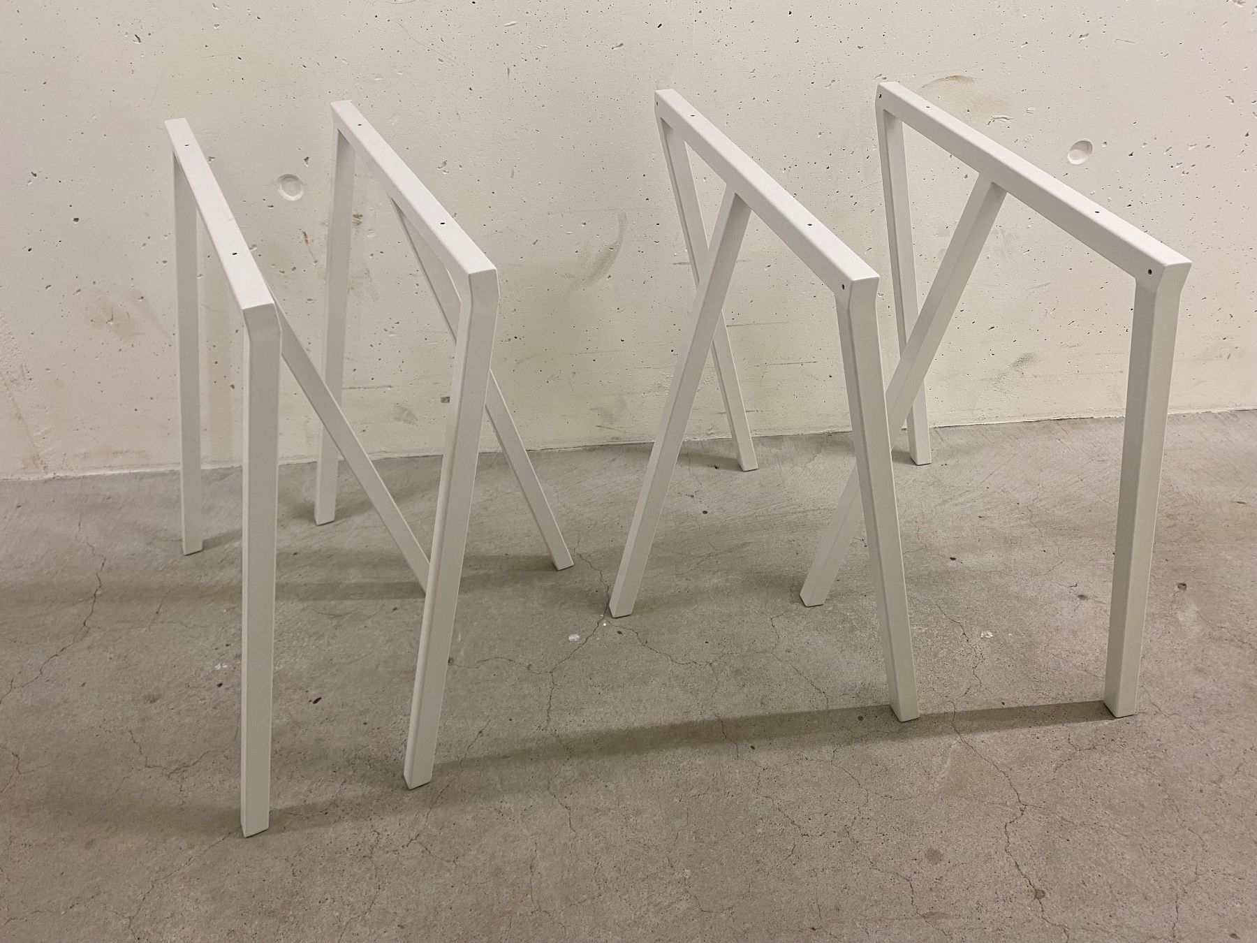 Sonstige Büroeinrichtungen: HAY - Loop Stand Frame Tischböcke, 4 Stk. – Gebraucht aus Zürich von basse1976