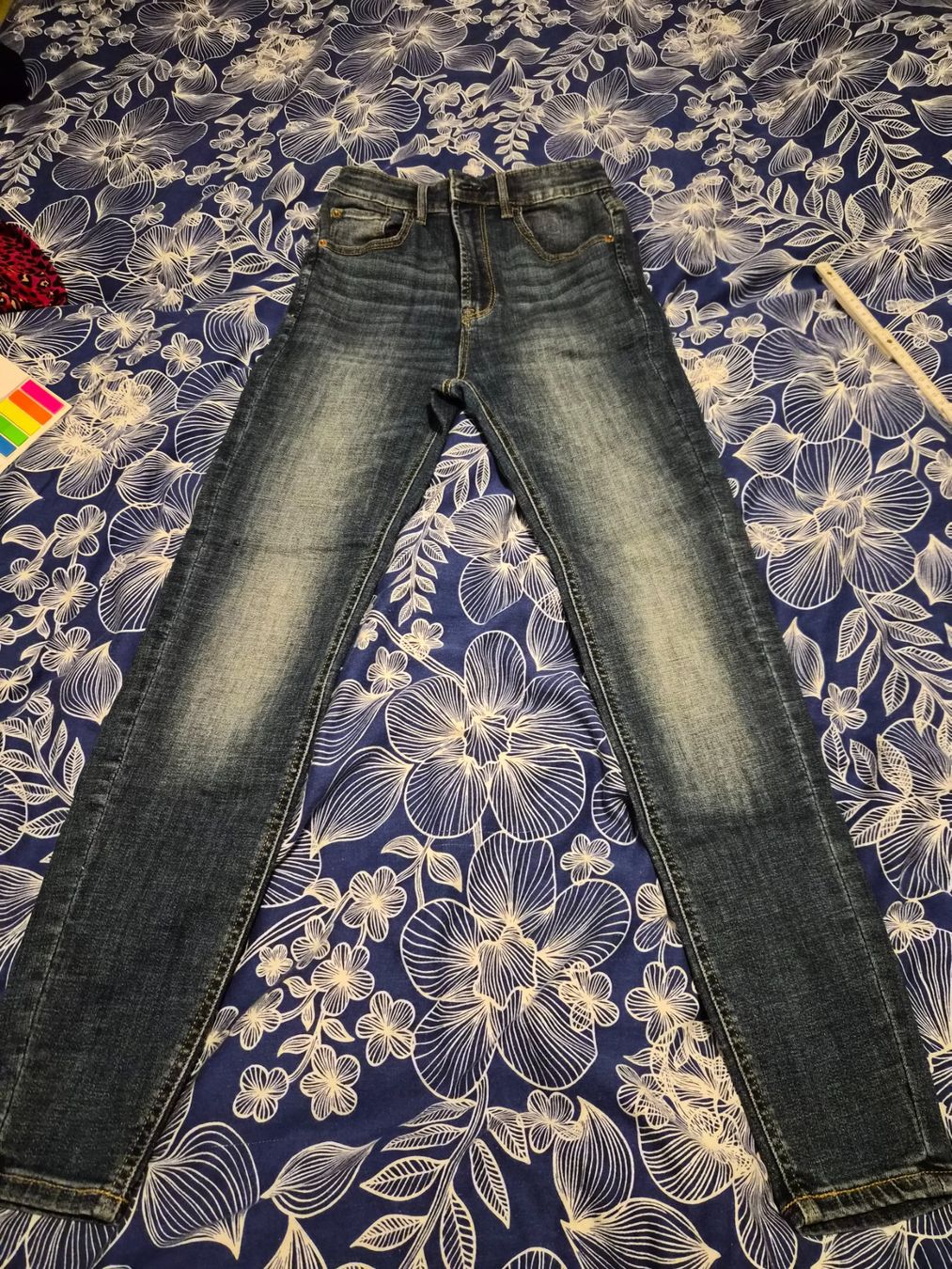 Stradivarius Jeans: Jeanshose stradivarius gr 34   nr16 – Nuovo (secondo la descrizione) da Dietikon venduto da Eleda