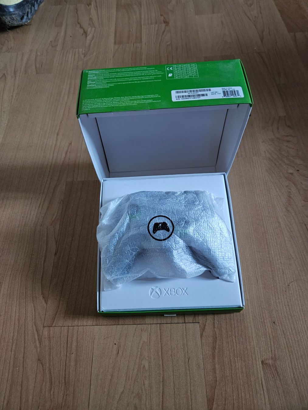 Microsoft Console: Xbox One S + manette + jeux – Nuovo e nell'imballaggio originale da Ferpicloz venduto da Olivier_Jut 7
