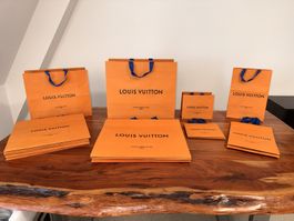 Louis Vuitton Einkaufstaschen 24 Stück Tragtaschen