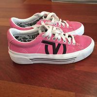 Vans Sneakers Pink Suede Low Top Size 39