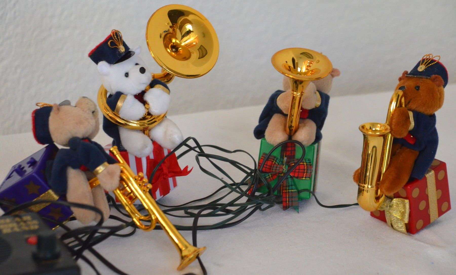 Alle Dekorationen: Mr. Christmas Bear Brass Band Works 1995 – Gebraucht aus Collonges von arashee 6