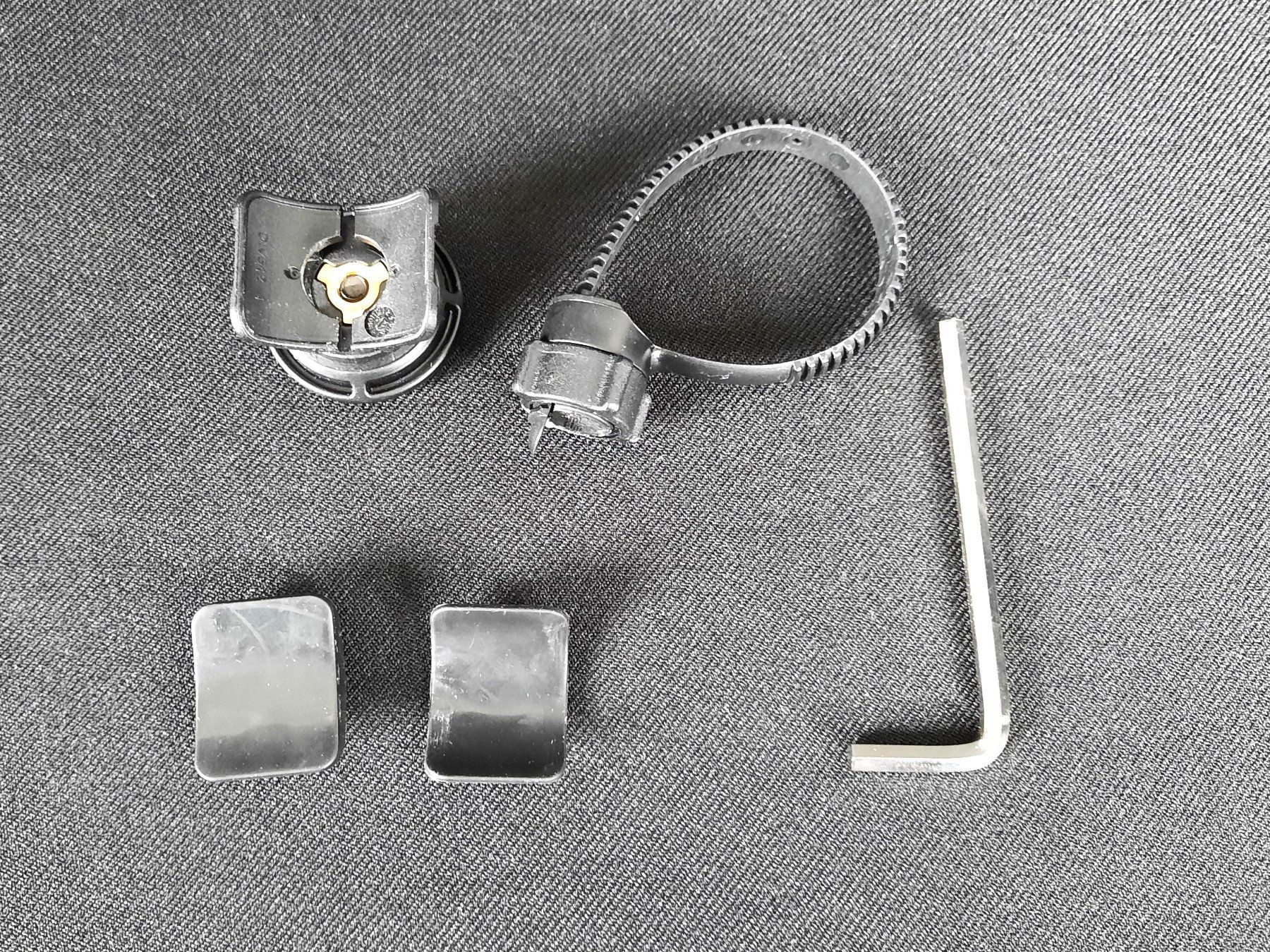 SP Connect Supporti per biciclette: SP CONNECT Micro Bike Mount – Nuovo (secondo la descrizione) da Beinwil am See venduto da Restwert_Beinwil 3