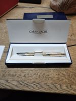 Caran d'Ache Kugelschreiber Ecridor Maya Argenté