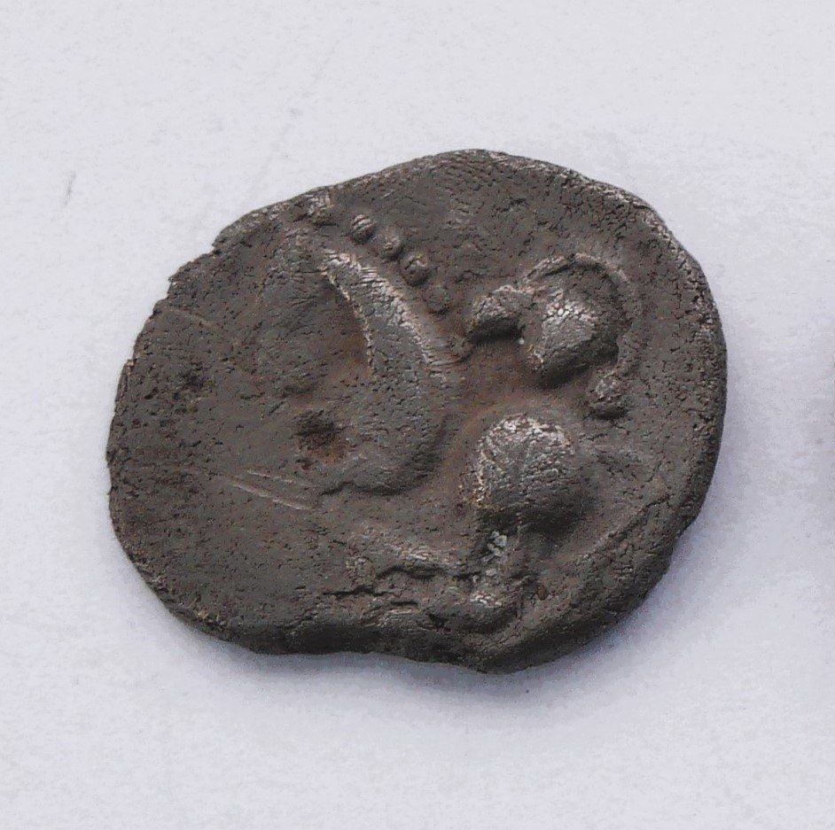 Tutti le monete: Kelten, Vindeliker, Büschelquinar, 1.69 g – Usato da Birmenstorf AG venduto da tritonius