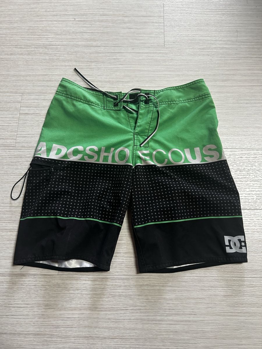 DC shoes Costumi da bagno: Maillot de bain DC Shoes - M – Usato da Reconvilier venduto da ako_6n9m