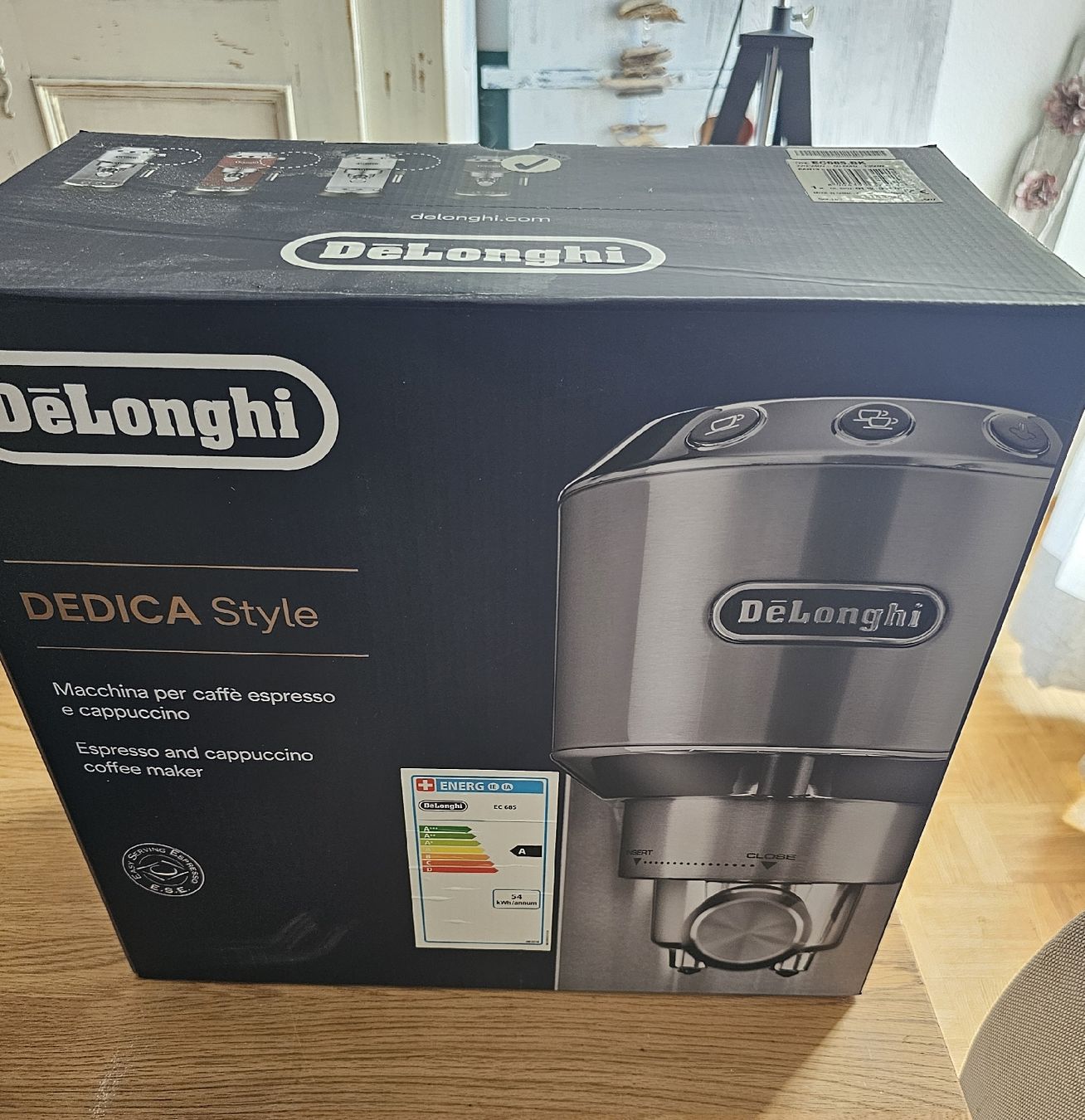 De'Longhi Macchine per caffè & Macchine per espresso: De Longhi Dedica wie neu – Usato da Basel venduto da Vinodinino 3