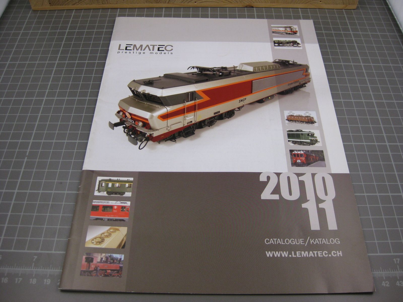 Lemaco Modellini di ferrovie: Lemaco Katalog 2010/11 – Nuovo (secondo la descrizione) da Malters venduto da Marosko