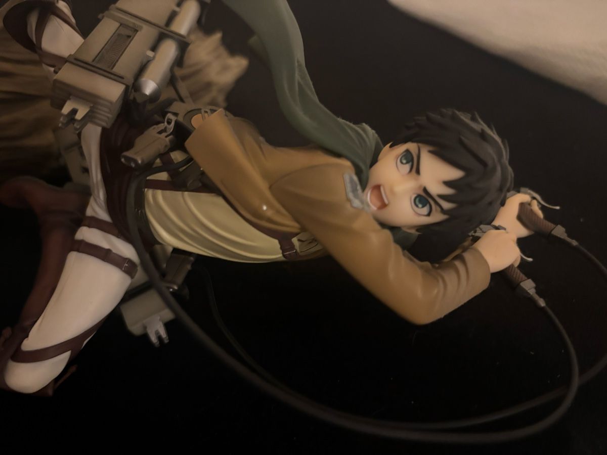 Statuette: Attack on Titan Eren Yeager Statue Figure – Nuovo (secondo la descrizione) da Andelfingen venduto da Good_Quality 2