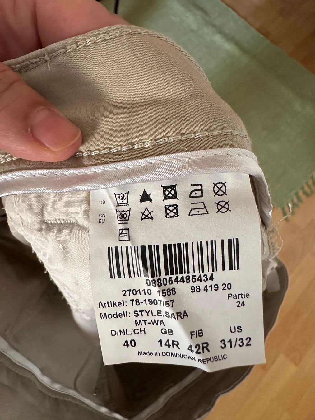 Brax Pantaloni: Brax Hose Grösse 40 – Usato da Luzern venduto da Sesilija 2