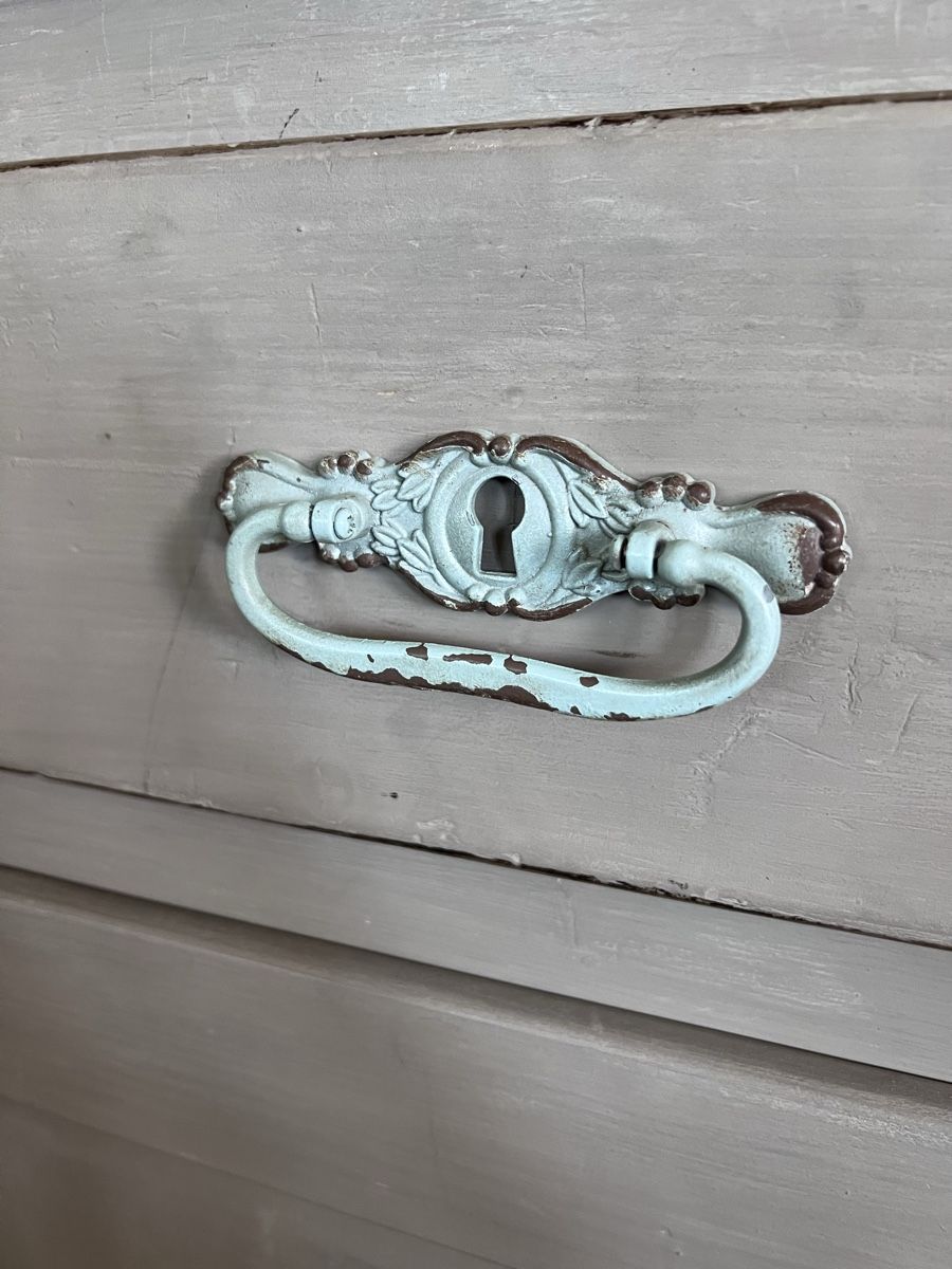 Cassettiere: Kommode shabby chic – Usato da St. Niklausen LU venduto da Mimmi86 1