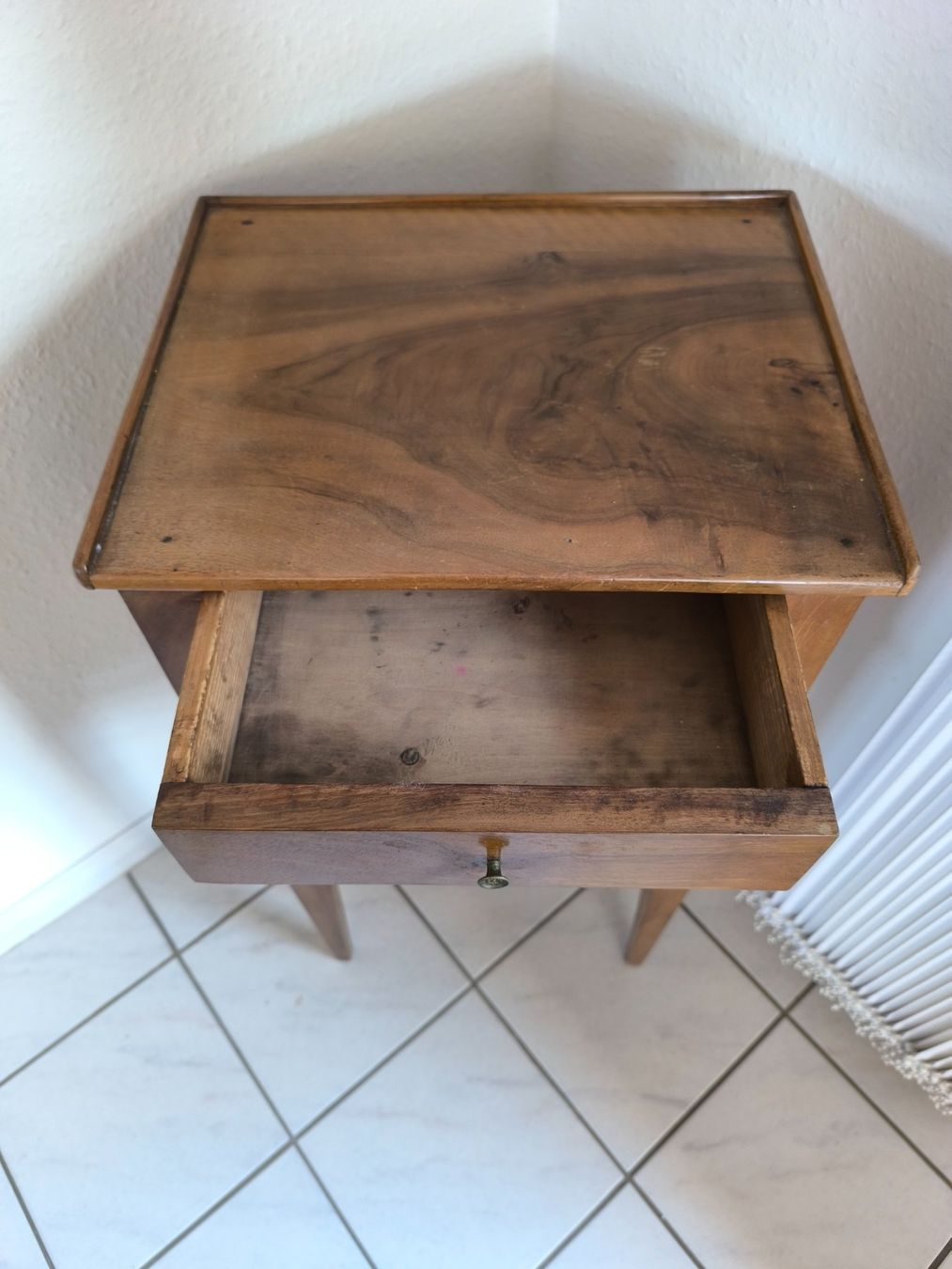 Comodini: Liseuse Bidermeier – Usato da Riehen venduto da tin_yx6j 1