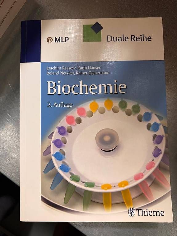 Libri: Duale Reihe Biochemie – Usato da Basel venduto da Emfie