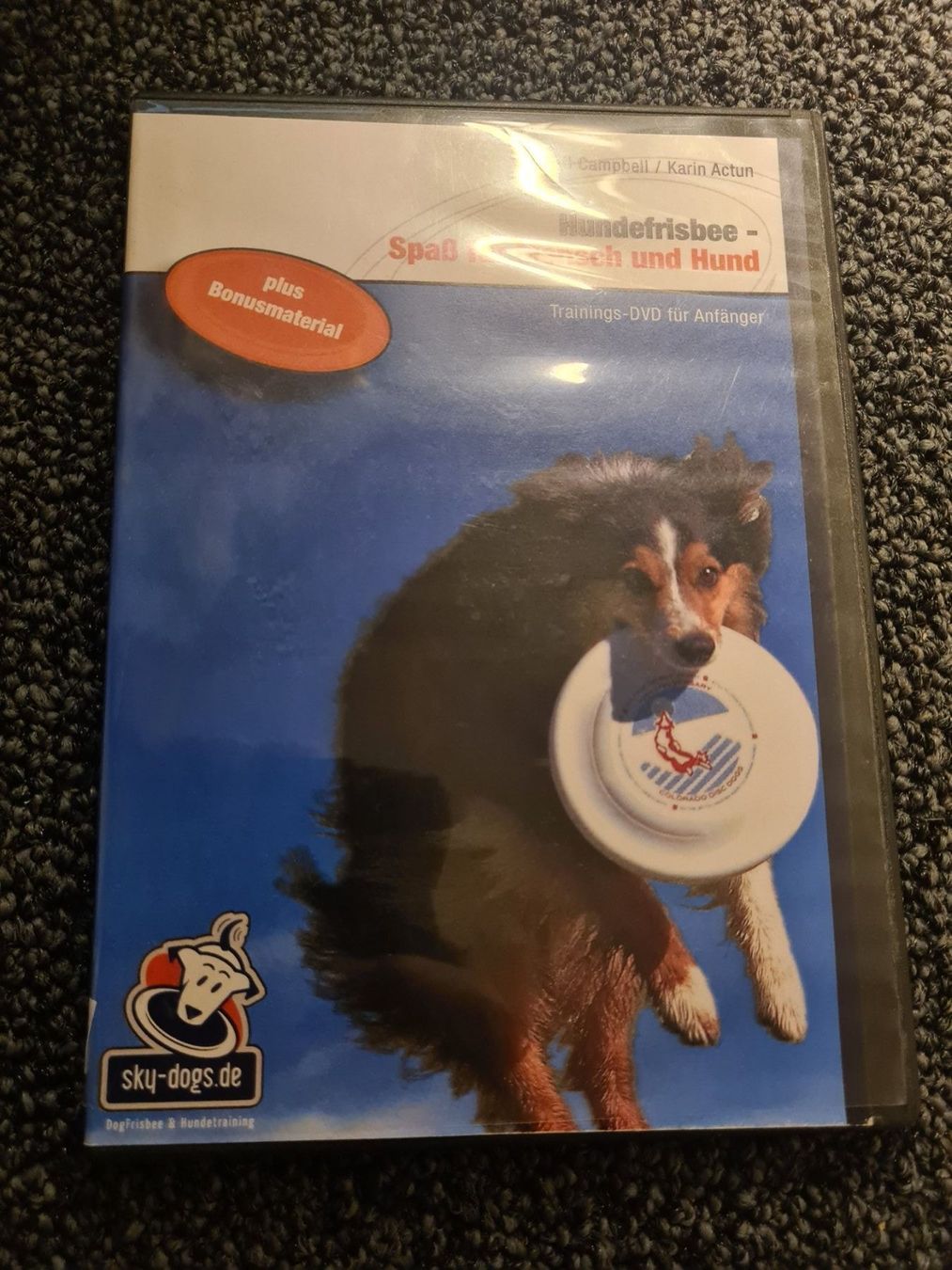 Tutti i DVDs: HUNDEFRISBEE (10614) – Usato da Ruswil venduto da M71