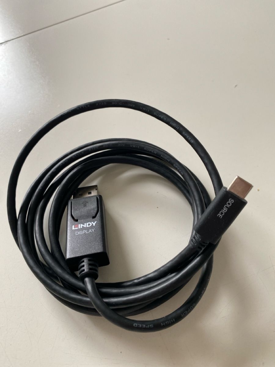 Cavi: LINDY DISPLAY SOURCE Kabel 2 m schwarz + Stromkabel 1,5 m – Usato da St.Gallen venduto da LUMUMBA7 2