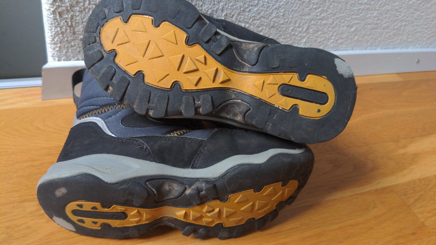 Viking Scarpe per ragazzi: Schneeschuhe Viking Gr.30 – Usato da Sutz venduto da Rawypp 4