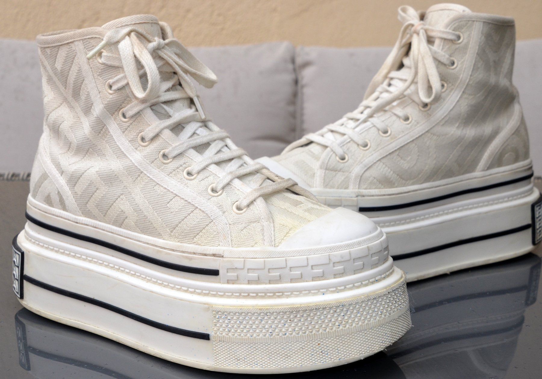 Fendi Damenschuhe: Fendi Sneakers  .37 – Gebraucht aus Collonges von arashee 3