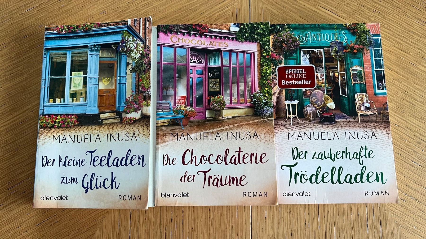 Libri: Manuela Inusa Romane - 6 Bände -  komplett! – Usato da Schübelbach venduto da Dolly990_2 1