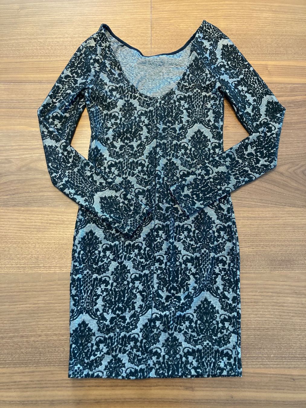 Only Vestiti: Cocktailkleid Herbst/Winter schwarz gemustert – Usato da Wauwil venduto da alessandrea82 1