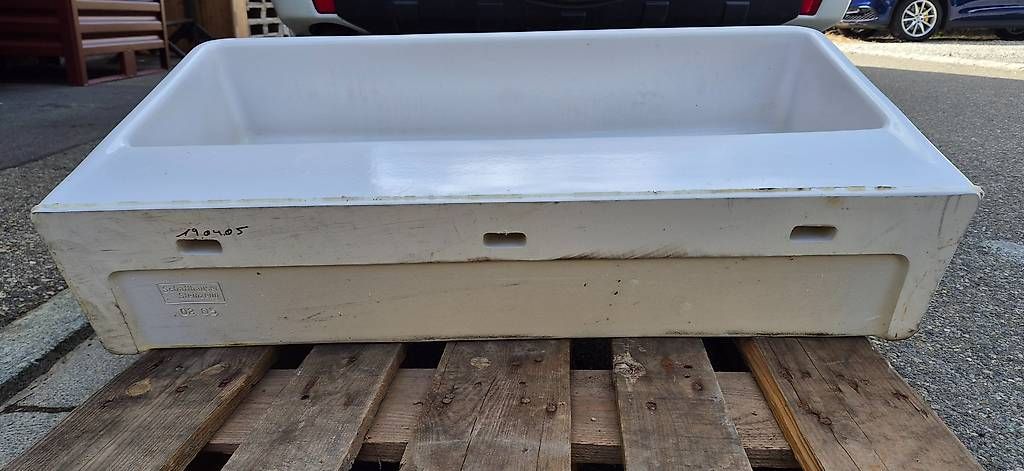 Spülbecken & Waschbecken: Lavabo  Keramik ( gebraucht) – Gebraucht aus Rifferswil von maruna 1
