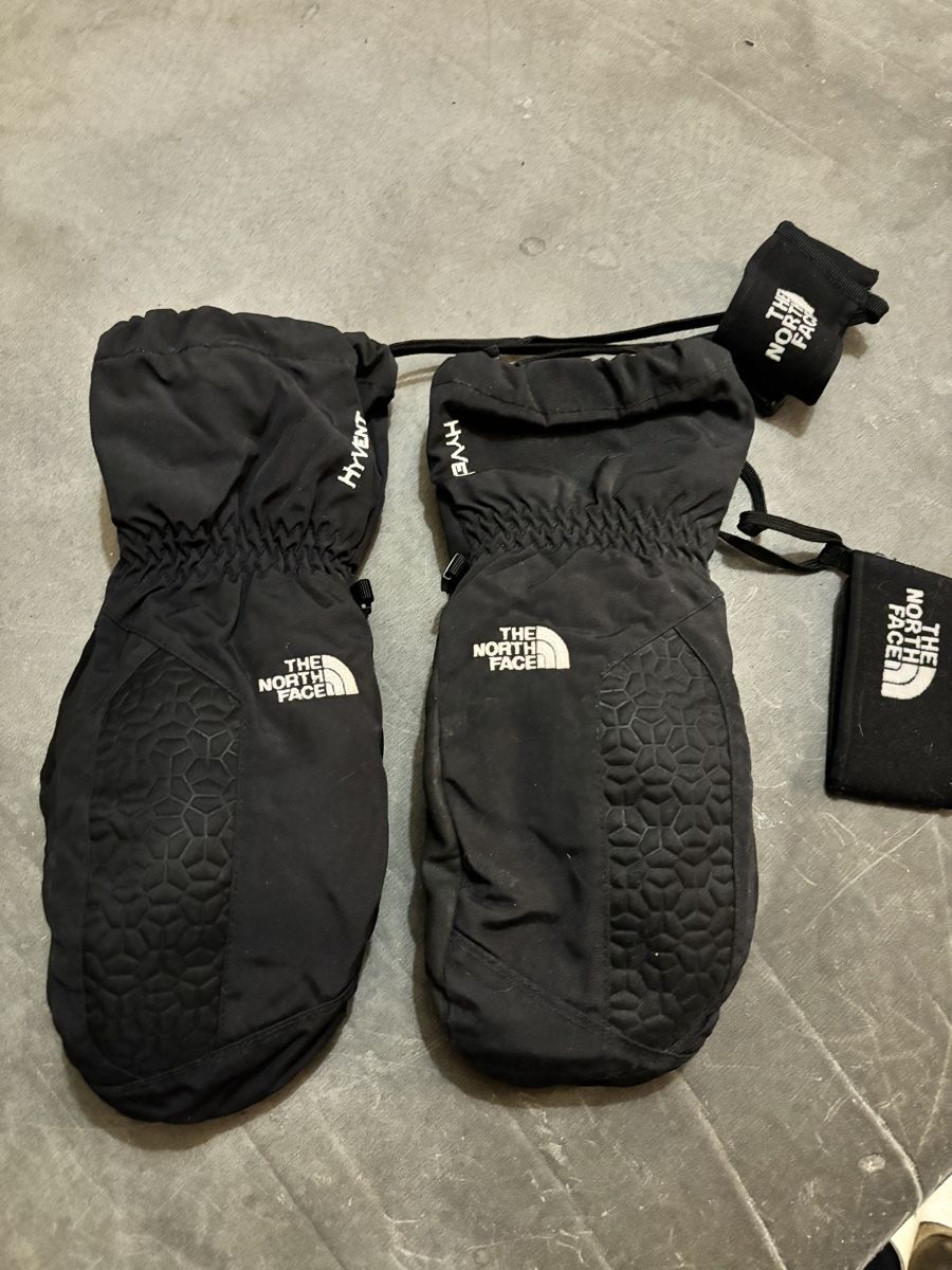 North Face Guanti & manicotti: Moufles THE NORTH FACE - HyVent – Usato da Cortaillod venduto da KWENKE13