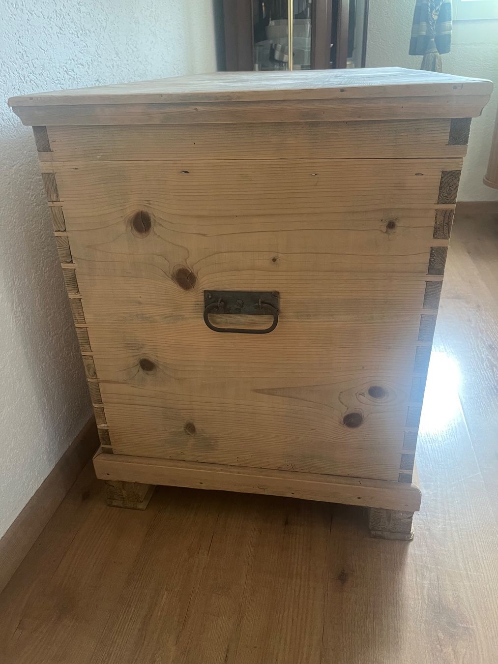 Coffres: Alte Truhe – D'occasion à Mönchaltorf par jjjn 1