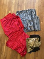 Diverse Stoffreste: Samt, Glänzend, Rot, Silber, Gold