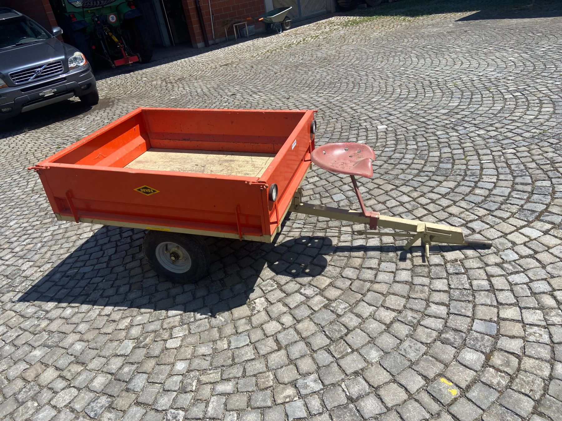 Rimorchi: Einachsanhänger zu Rapid – Usato da Uetendorf venduto da trabit