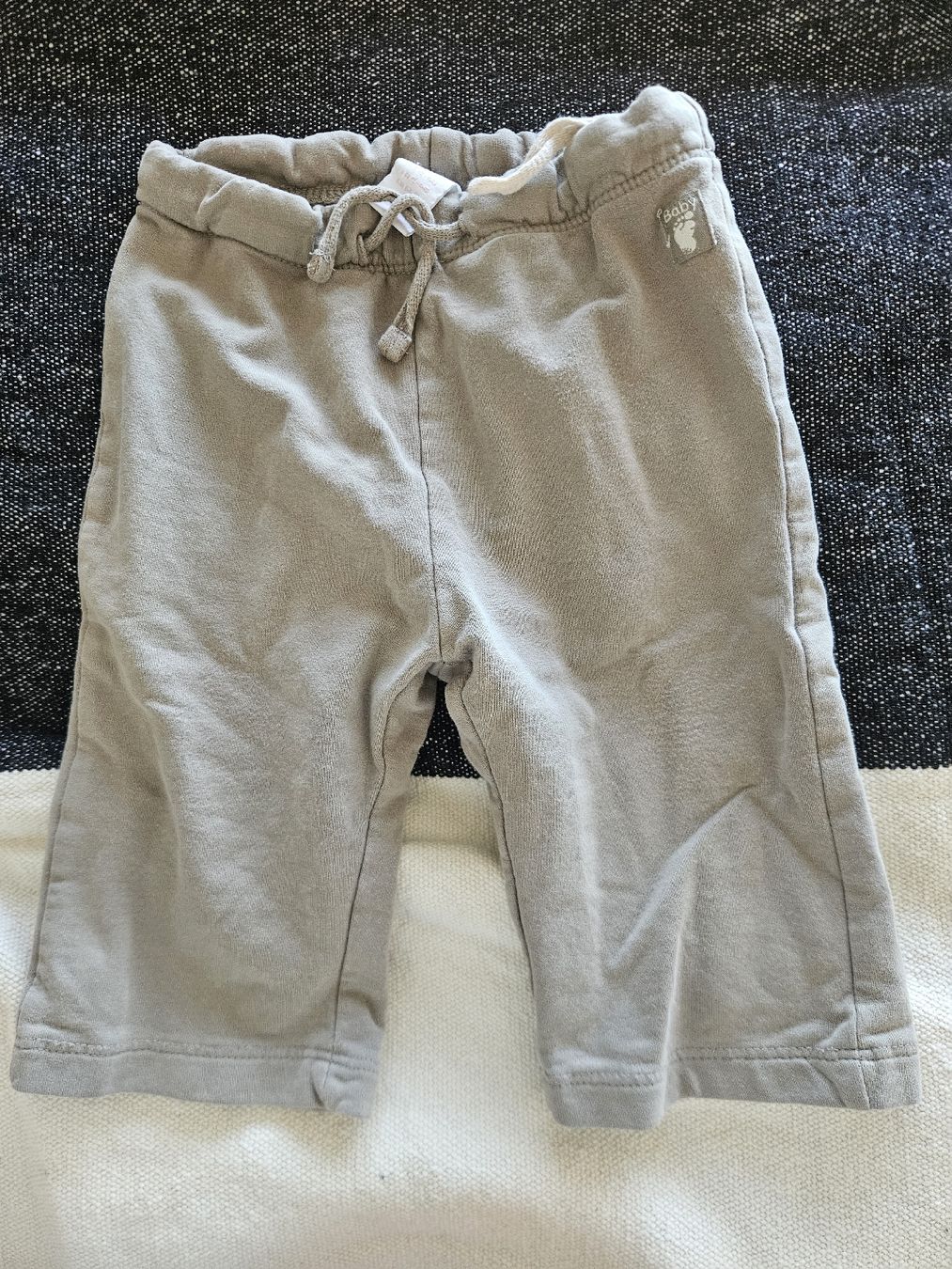 H&M Hosen: Baby Hose Grösse 68 – Gebraucht aus Wil SG von an_ka