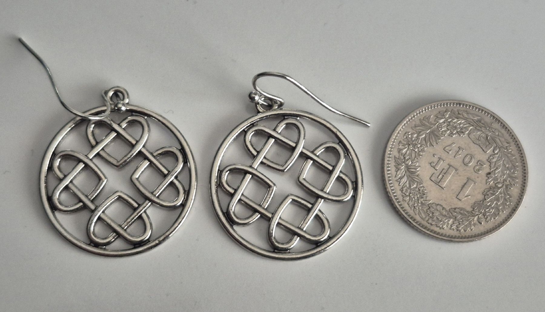 Orecchini pendenti & Orecchini a lobo: Orecchini donna geometrici spirale e nodo celtico 3 set – Nuovo (secondo la descrizione) da Giubiasco venduto da Stefaniav 5