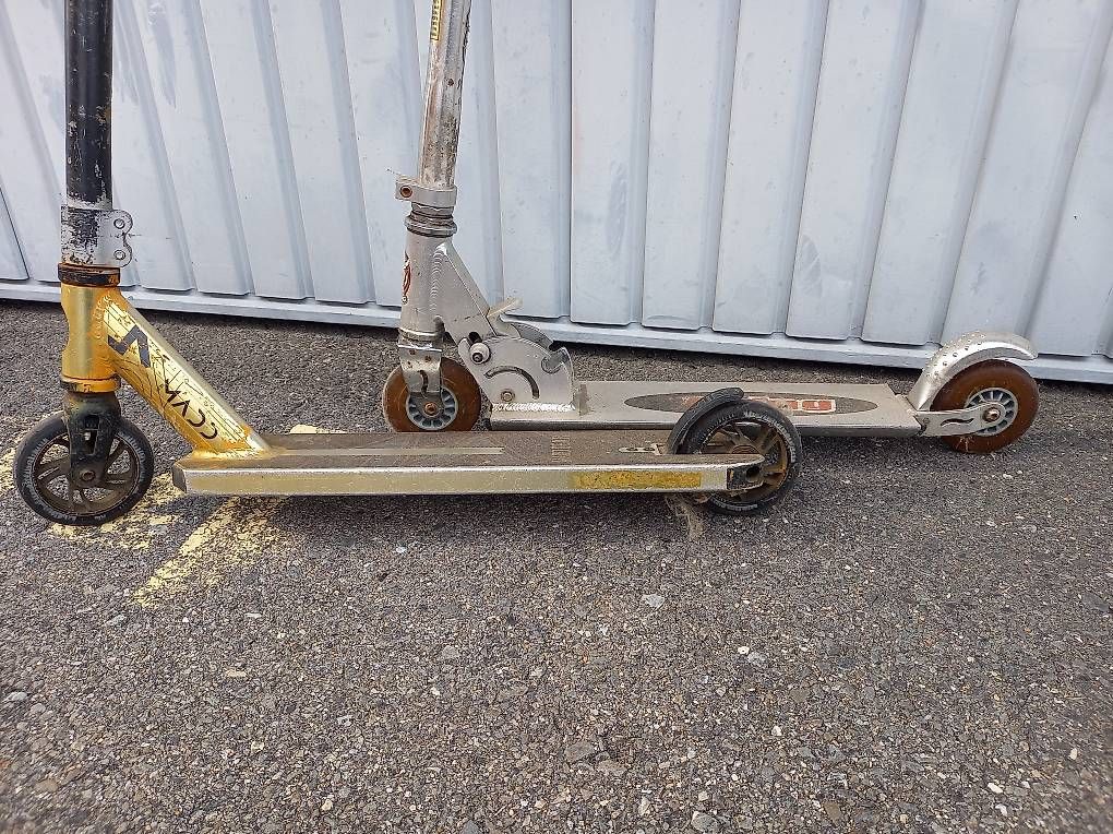 Kickboard: Regalo due trottinette  – Usato da Gordola venduto da celiane78 1