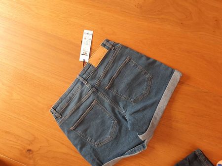 Jeans shorts neu