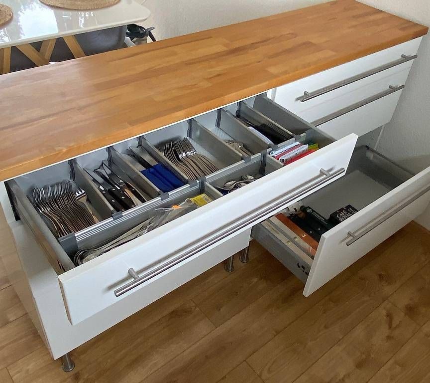 Komplettküchen: Küchenmöbel / Kücheninsel freistehend – Gebraucht aus Zunzgen von Cclochard 3