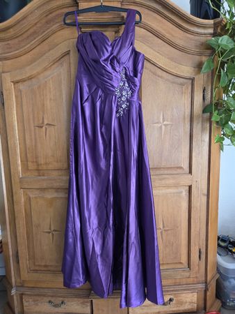 Abendkleid von Light In The Box lila mit Schal Grösse S/M