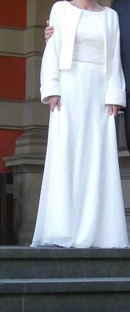 Brautkleid mit Kaschmir Jacke