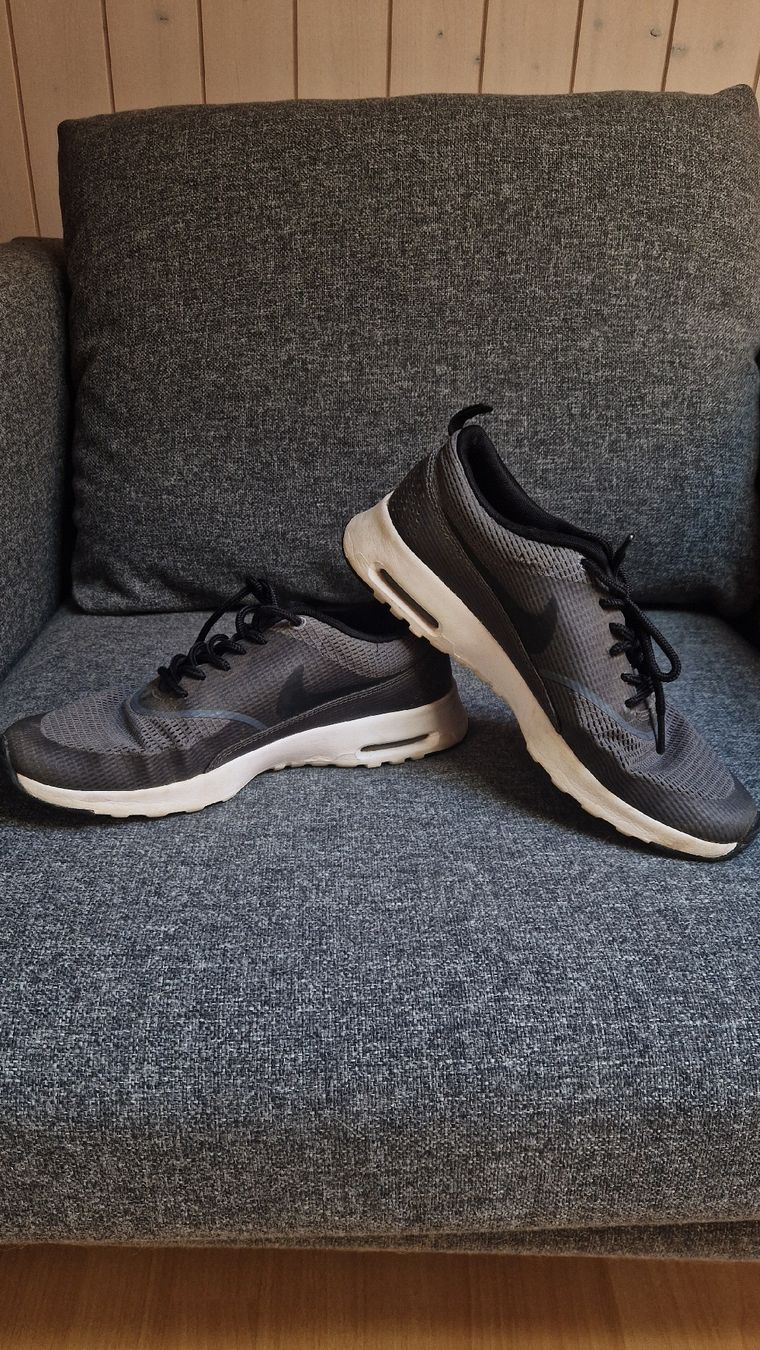 Chaussures hommes: Nike Schuhe – D'occasion à Diepoldsau par Celine059