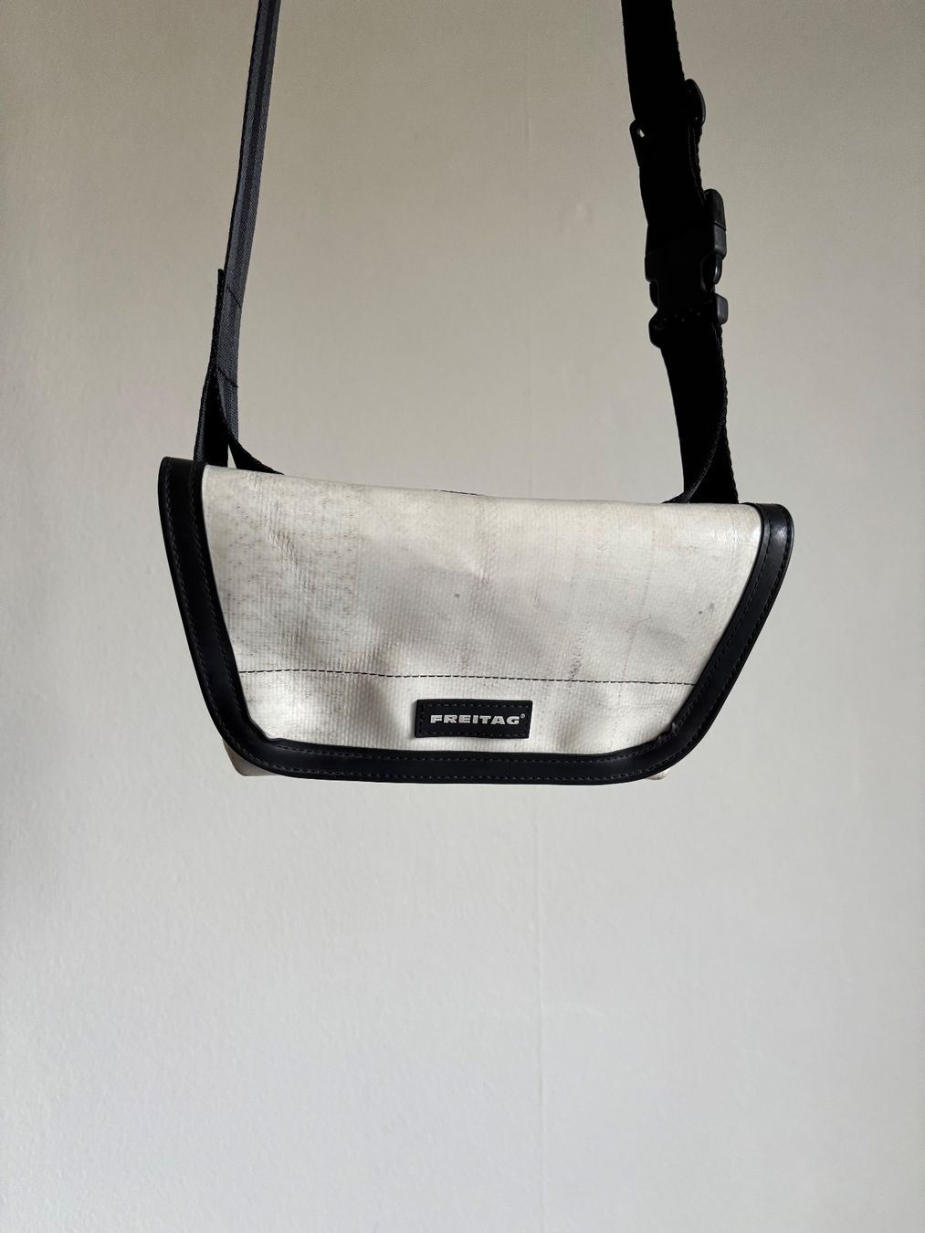 Freitag Borse: Freitag F40 Jamie messenger bag – Usato da Zürich venduto da nil_v79p 1