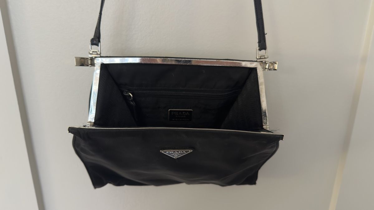 Prada Borse: vintage prada tasche – Usato da Basel venduto da ndeon 3