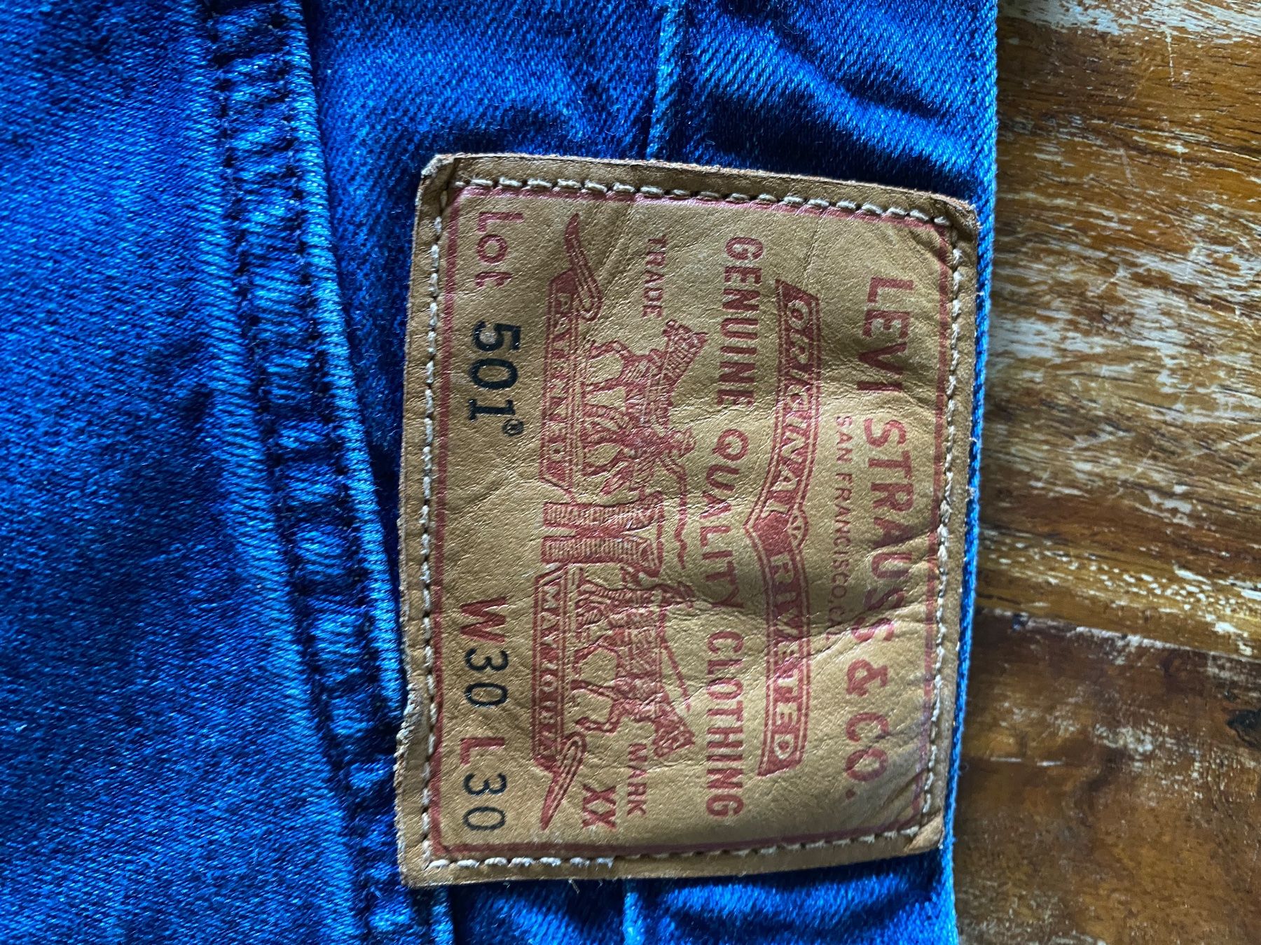 Jeans: Levi’s 501 – D'occasion à Auboranges par Italik04 1