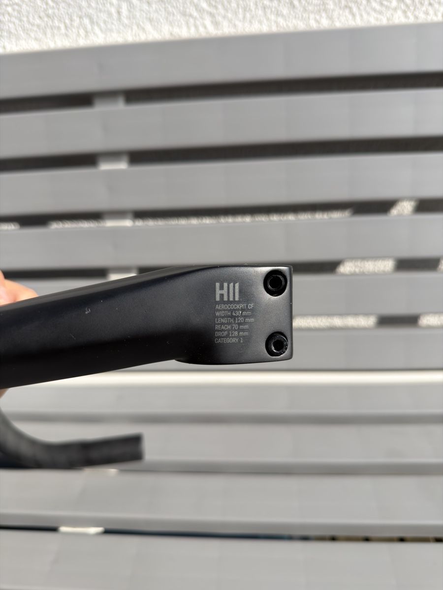 Canyon Pezzi di ricambio: Canyon H11 Aerocockpit CF 430 mm Lenker Handlebar – Usato da Basel venduto da Sharki_ 3