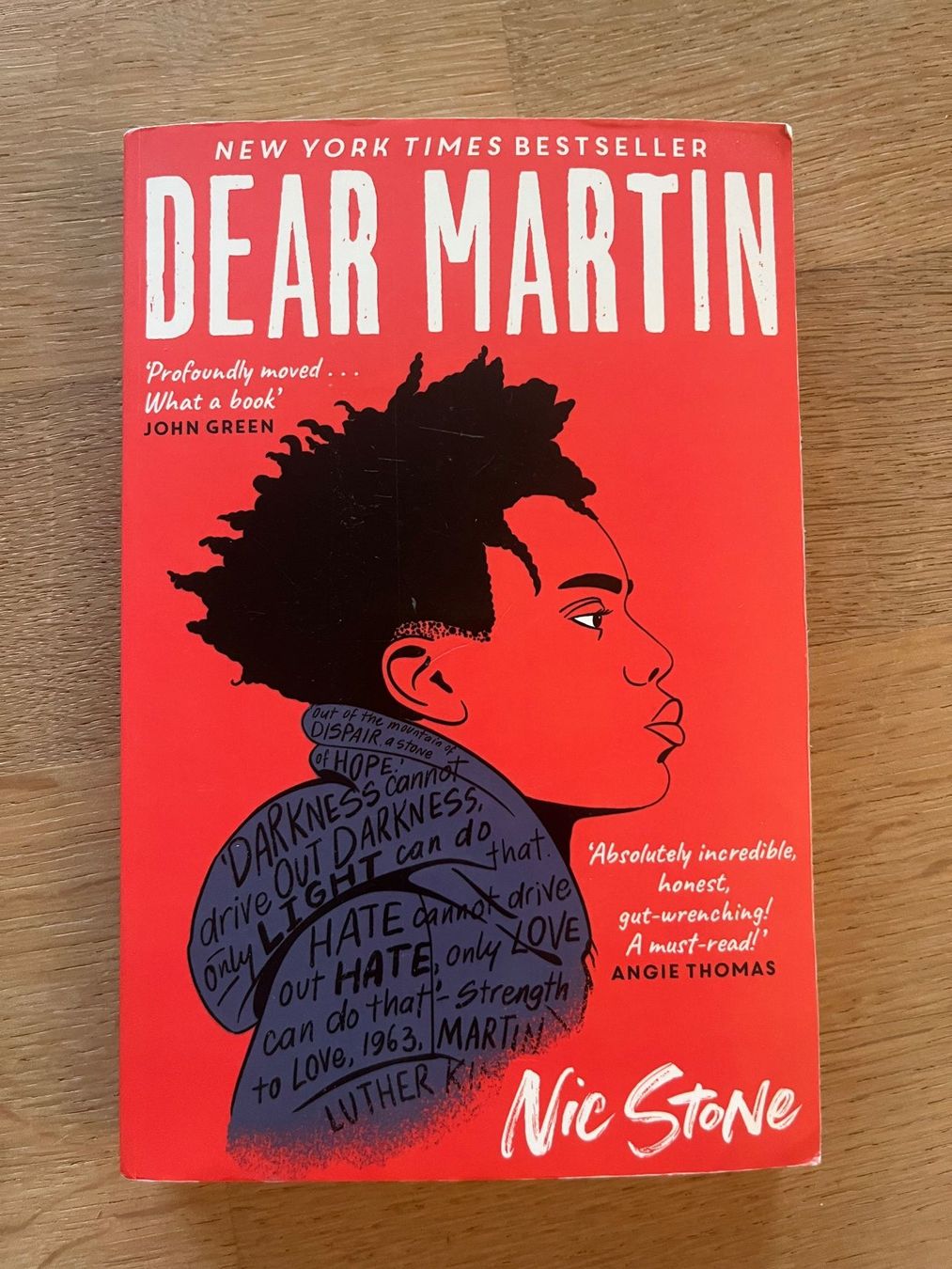 Libri: Dear Martin - Nic Stone – Usato da Laupen BE venduto da lee_ym6v