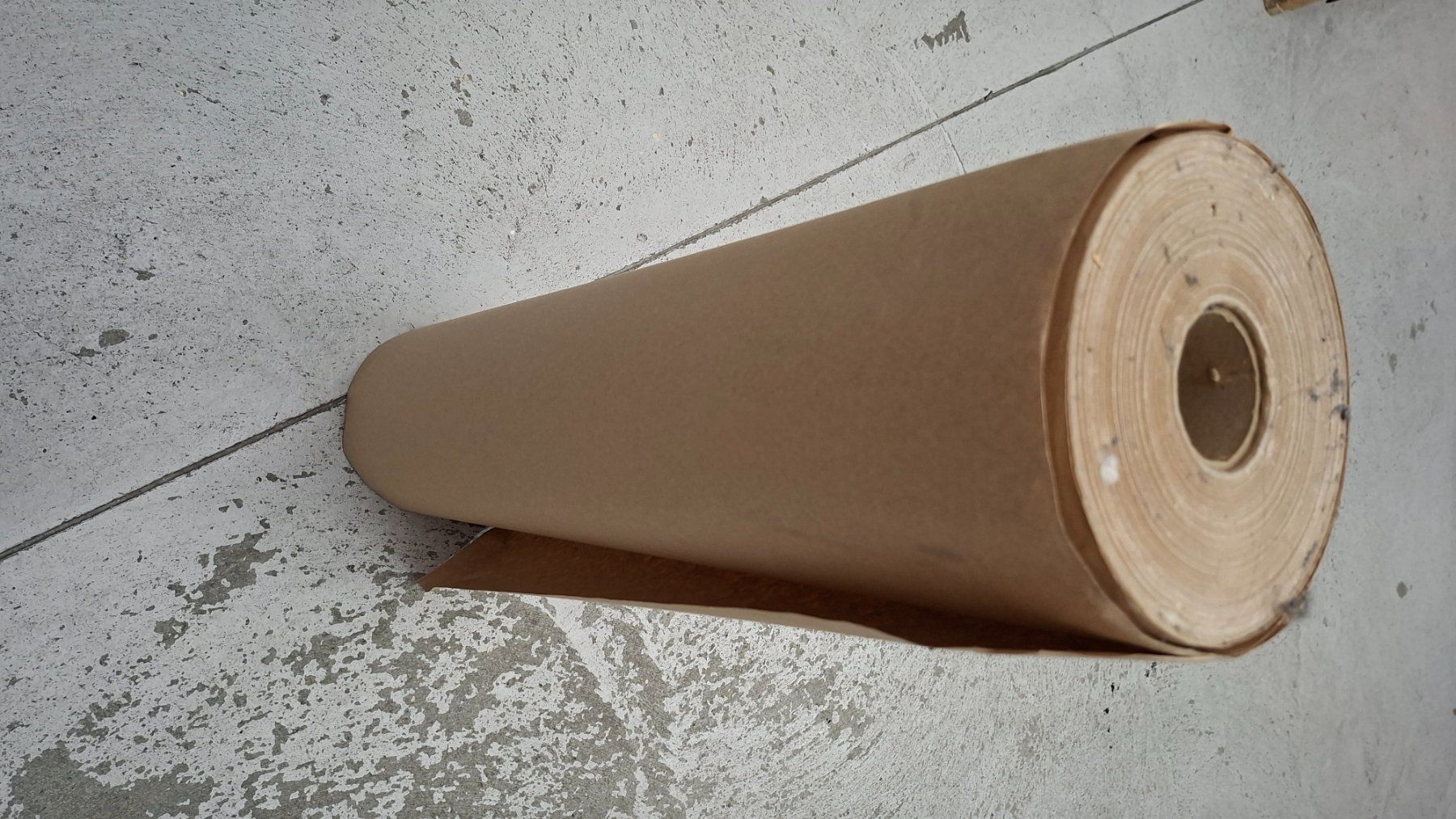 Carta: Packpapier Rolle sehr stark – Usato da igis venduto da Yames 1