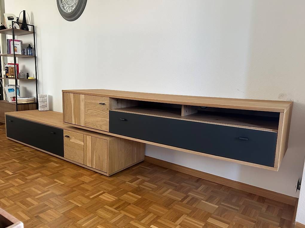 TV Möbel: TV Lowboard/ Wohnwand – Gebraucht aus Allschwil von jas_jlx9